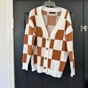 Cozy Checkered Cardigan - White and Brown